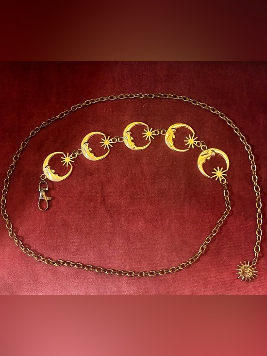Accessories - Whimsical moon chain belt